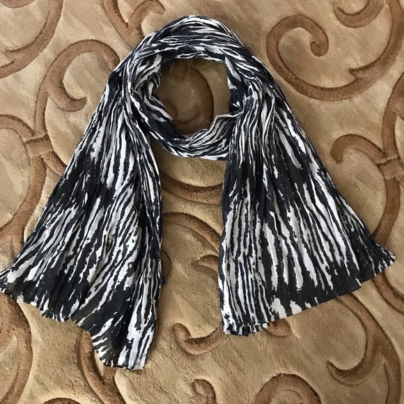 armani exchange scarf